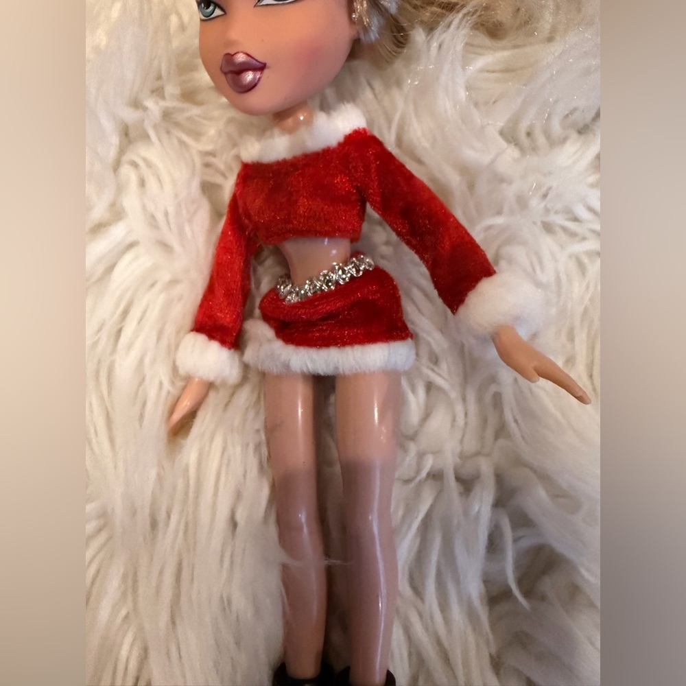 Bratz holiday Chloe - Picture 5 of 7